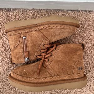UGG Kids

Neumel II Boot (NO BOX)